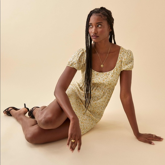 Reformation Dresses & Skirts - Reformation Zello Dress - Floral